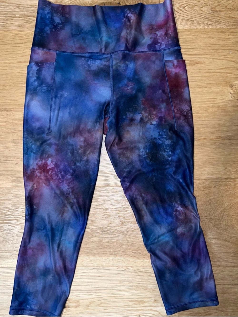 Athleta Galaxy Tie-Dye Salutation II Capri - Blue Purple Blend